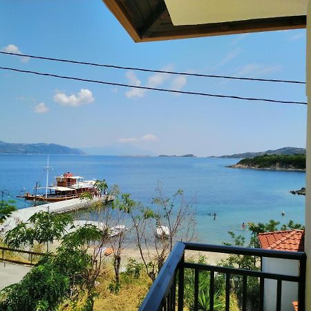 Gianni'S Apartment 1 By The Sea Амолиани Экстерьер фото